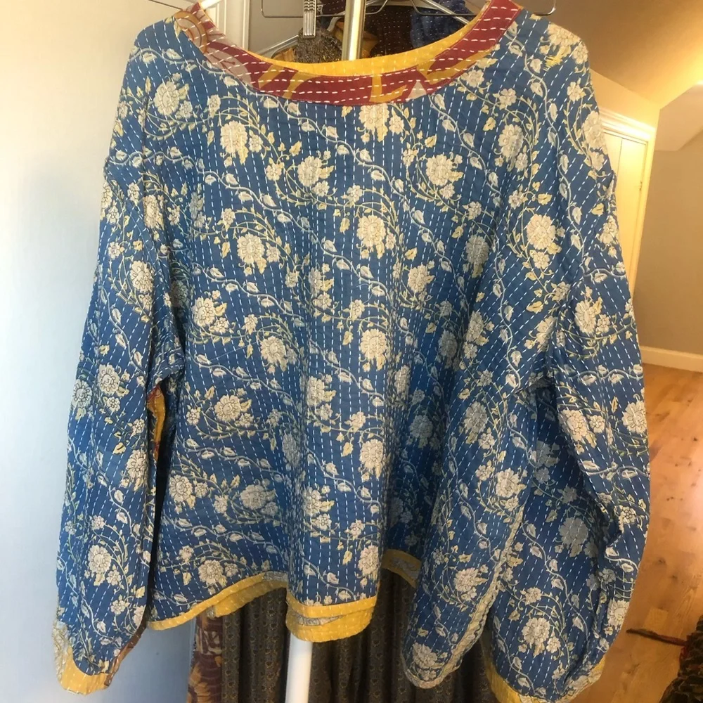 Kantha Bae Wanderer pocket crop.  Yellow Patterned Women's Top - Picture 6 of 7